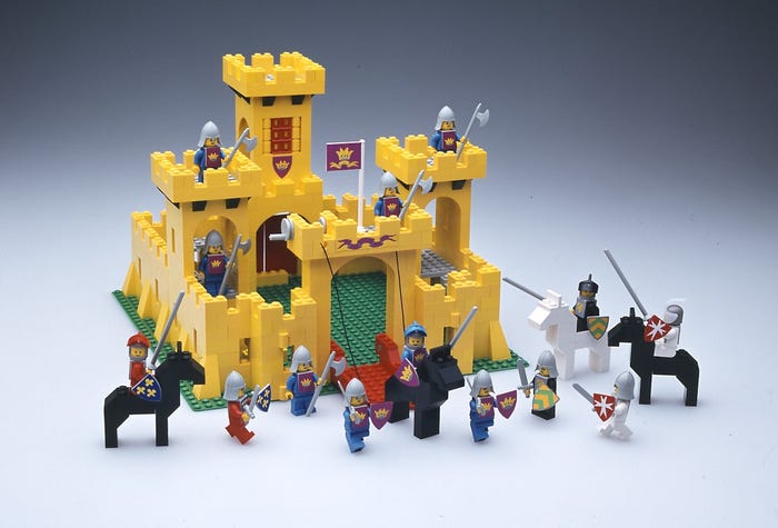 FIRST_YELLOW_CASTLE